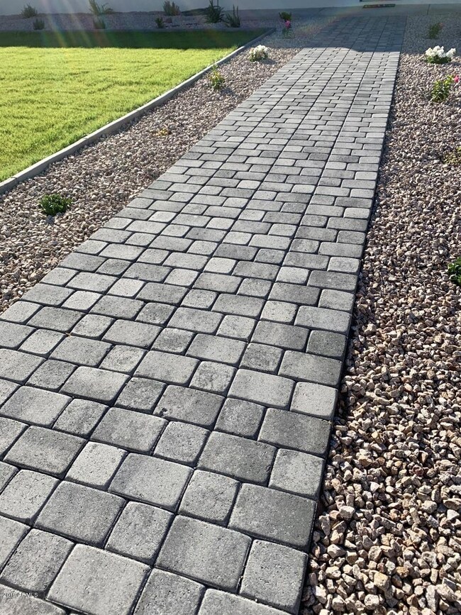 front walkway pavers