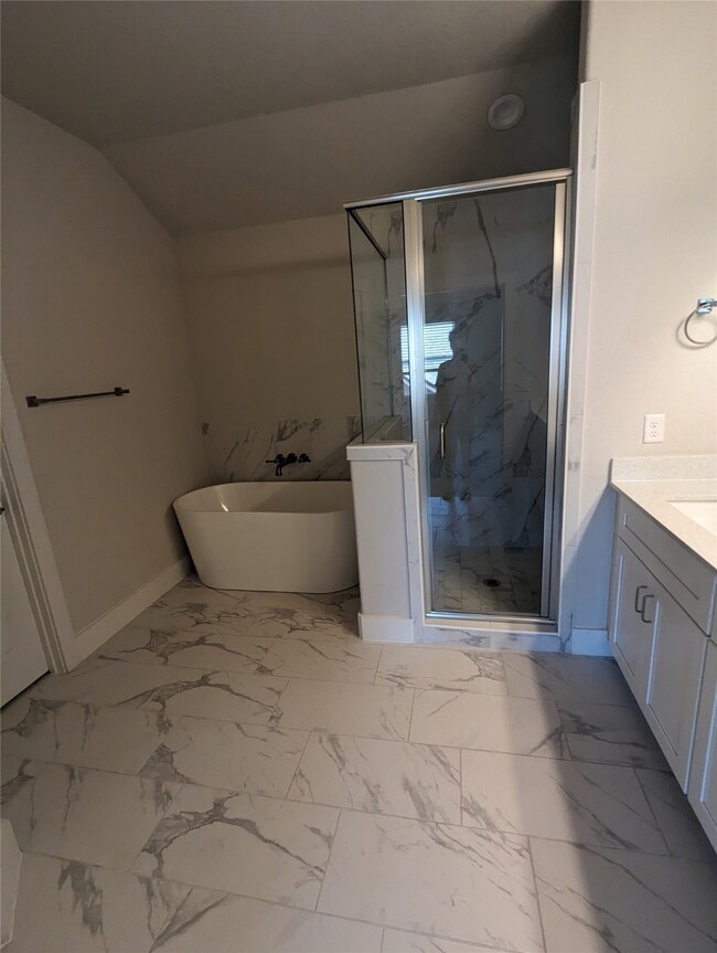 637 the Cottages Dr, Godley, TX 76044 - photo 6