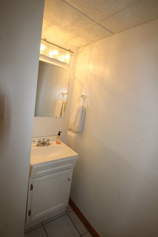 1436 Norfolk Ave, Westchester, IL 60154 - photo 5