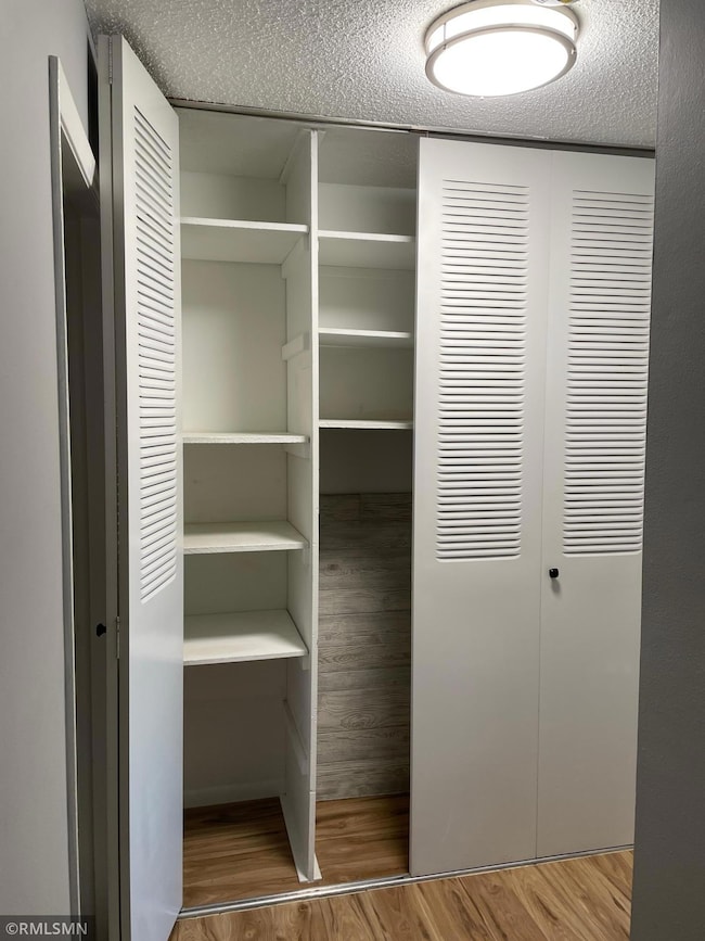 2800 Hillsboro Ave N unit 105, New Hope, MN 55427 - photo 4