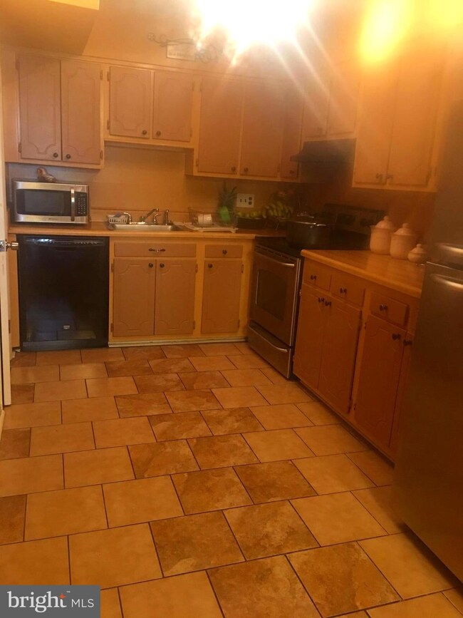 7945B Sausalito Place, Alexandria, VA 22309 - photo 3