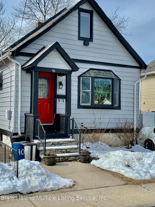 90 Ontario Ave, Staten Island, NY 10301 - photo 2