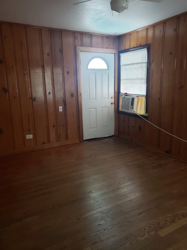 3501 Avenue I unit 2-A, Rosenberg, TX 77471 - photo 2