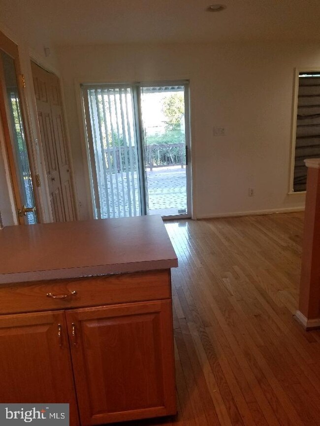 2125 Streamway Ct, Gwynn Oak, MD 21207 - photo 6