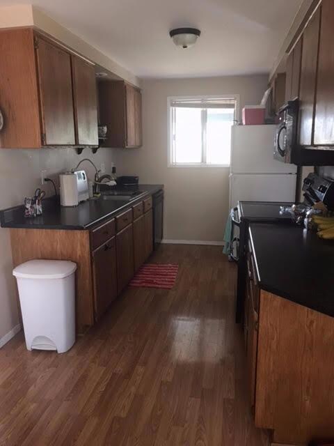 1320 Vista Dr, Central Point, OR 97502 - photo 4