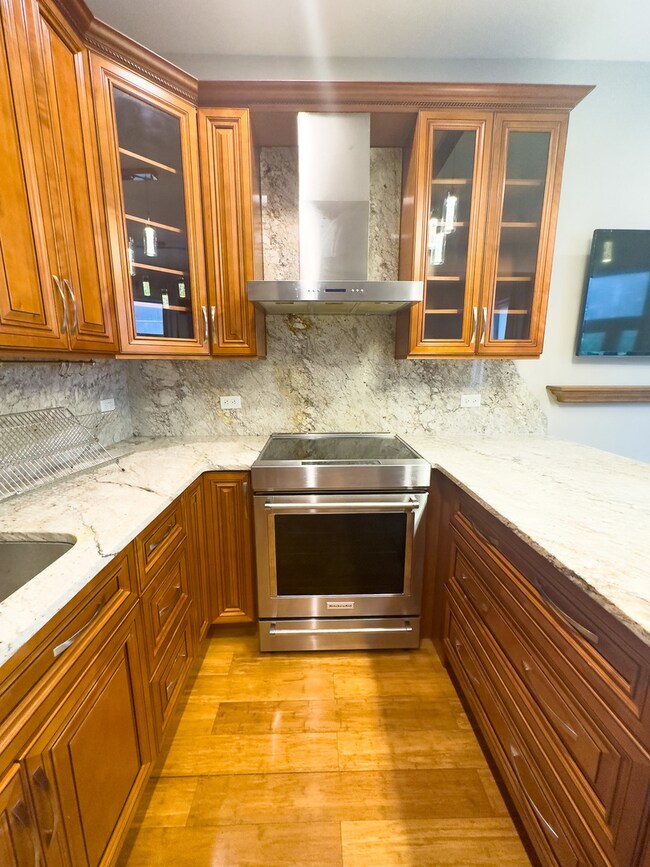 3714 S Indiana Ave unit 2, Chicago, IL 60653 - photo 6