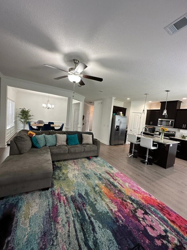 673 Fairview Cir, Hinesville, GA 31313 - photo 6