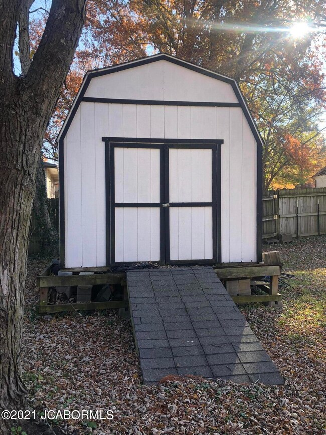 shed