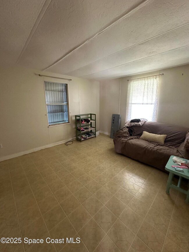 1919 Live Oak St NE, Palm Bay, FL 32905 - photo 7