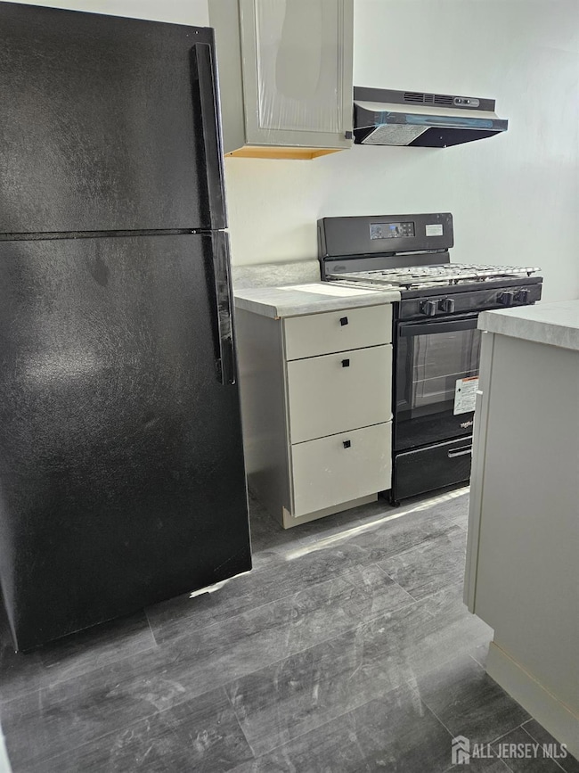 110 Market St unit 3E, Perth Amboy, NJ 08861 - photo 4