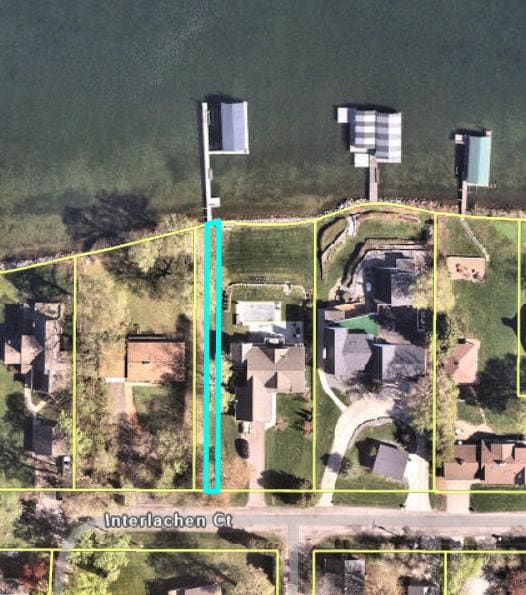 pay tax on 10 feet with full access