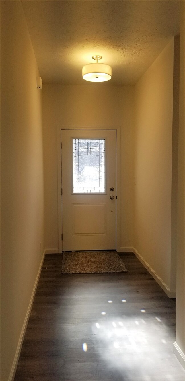 3282 Mikkola Ct, West Lafayette, IN 47906 - photo 2