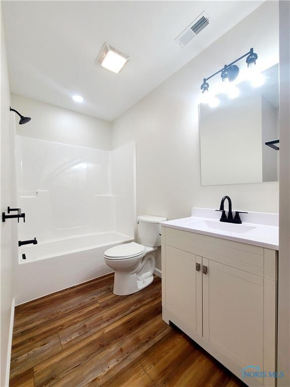 124 S High St, West Unity, OH 43570 - photo 6