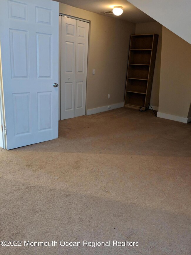103 Main St unit 2, Keyport, NJ 07735 - photo 4