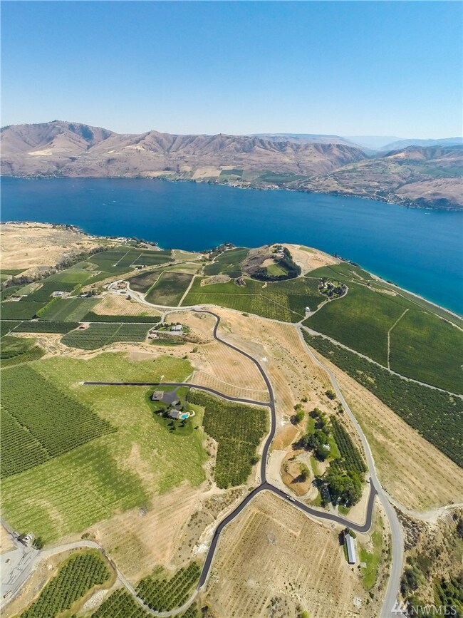 0 the Reserve unit Lot M 1003083, Manson, WA 98831 - photo 2