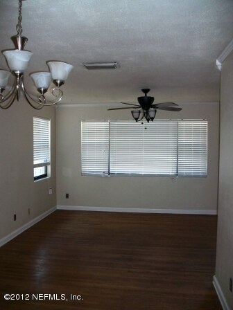 4532 Ish Brant Rd W, Jacksonville, FL 32210 - photo 4