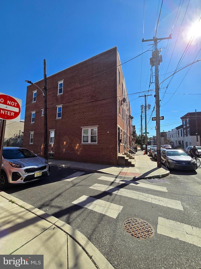 1805 S 5th St, Philadelphia, PA 19148 - photo 3