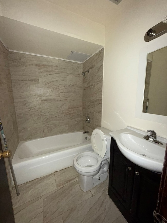 7745 Adams St unit 1W, Forest Park, IL 60130 - photo 4