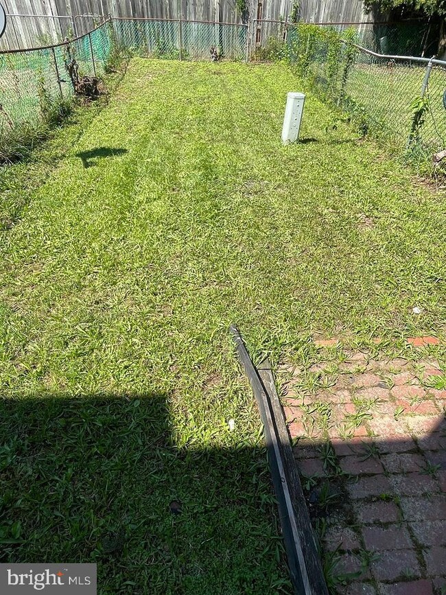 8508 Pioneer Dr, Severn, MD 21144 - photo 3