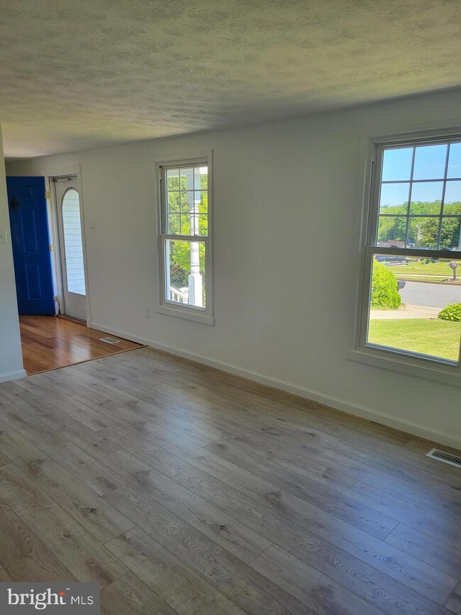 20 Class Ct, Parkville, MD 21234 - photo 5