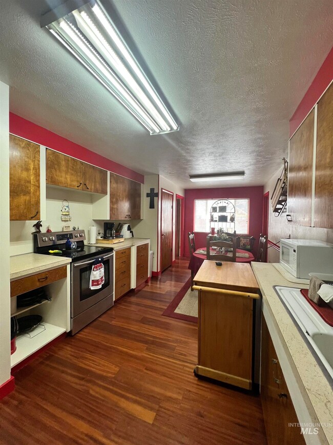 1811 Miller Ave, Burley, ID 83318 - photo 5