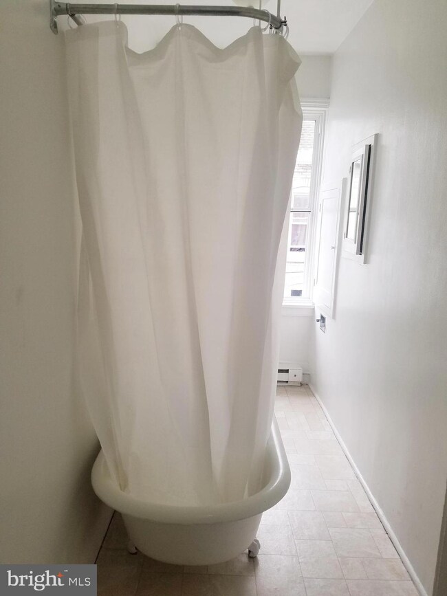 339 Mulberry St, Reading, PA 19604 - photo 6