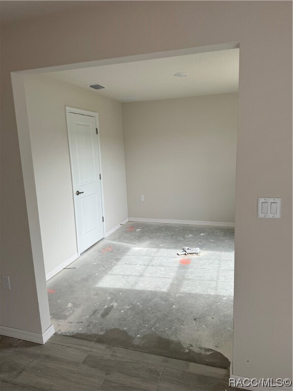 653 E Bismark St, Hernando, FL 34442 - photo 4