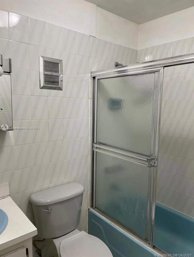 440 E 23rd St unit 1305, Hialeah, FL 33013 - photo 4