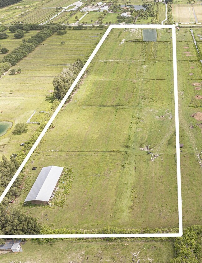 0 61st unit R11094721, Vero Beach, FL 32967 - photo 2