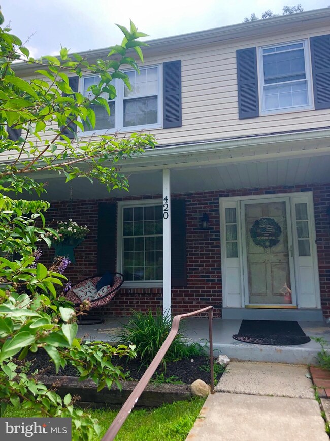 420 Camelot Dr, Brookhaven, PA 19015 - photo 2