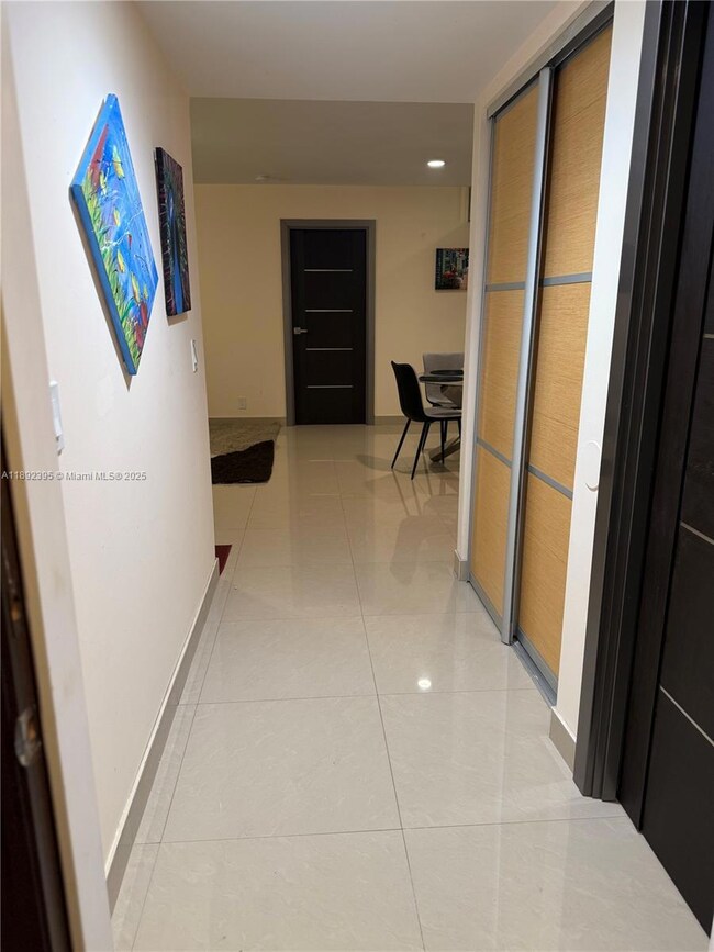 75 Capri B unit 75 B, Delray Beach, FL 33484 - photo 3