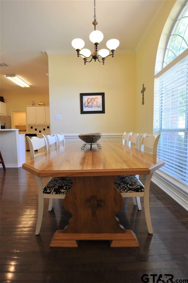 1505 1505 Luann Ln, Tyler, TX 75703 - photo 7