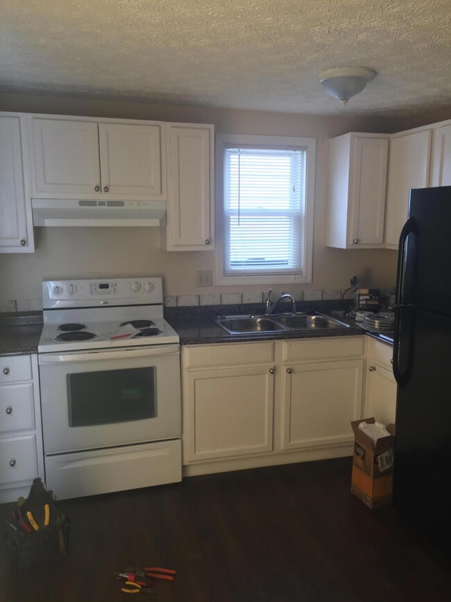 Oakcrest pic 3