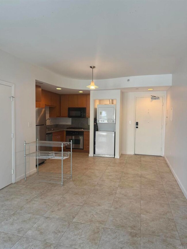 Element unit 403, San Diego, CA 92101 - photo 3