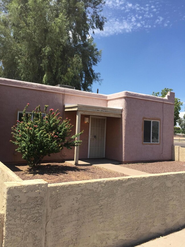 2846 N 46th Ave unit 1, Phoenix, AZ 85035 - photo 2