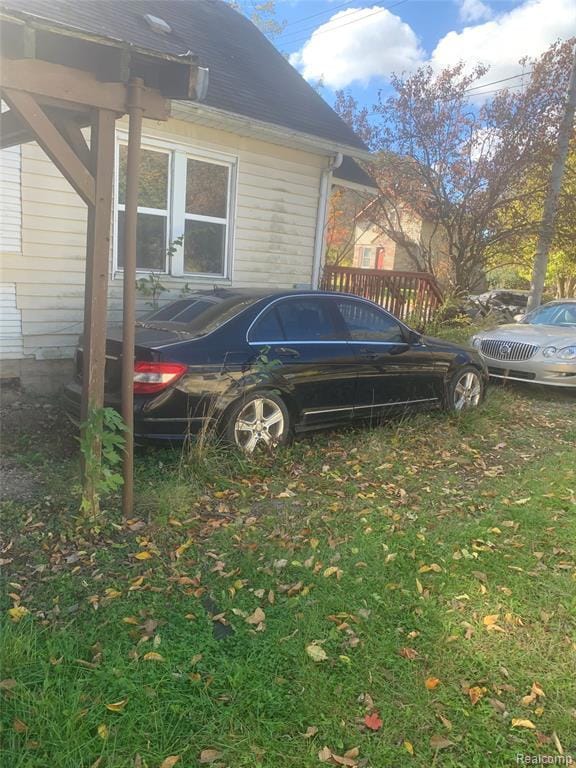 2313 S Rundle Ave, Lansing, MI 48910 - photo 2