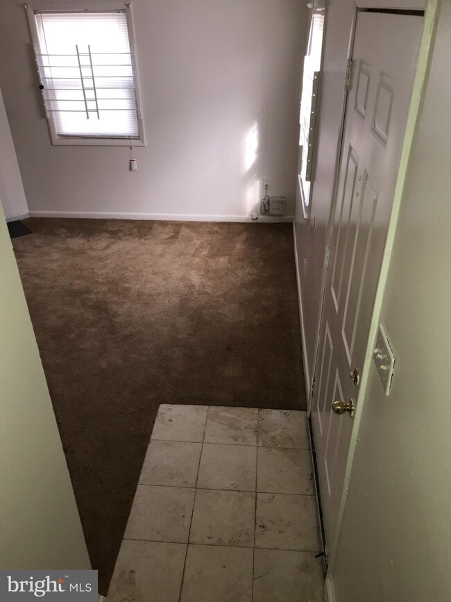 505 Nova Ave, Capitol Heights, MD 20743 - photo 2