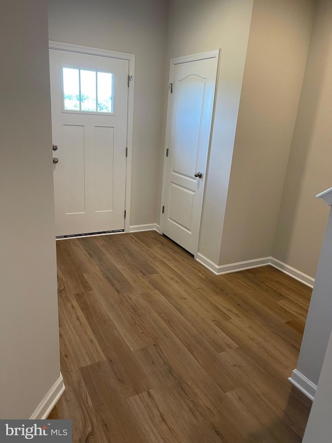 5905 Garden Walk Dr, Frederick, MD 21703 - photo 2