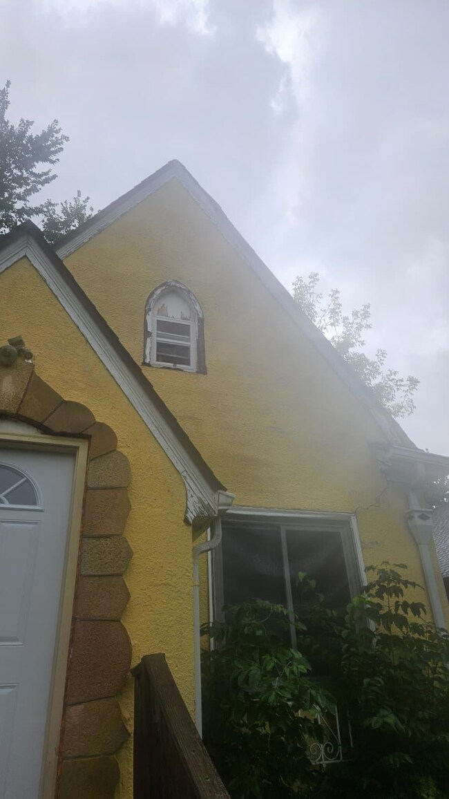 3231 James Ave N, Minneapolis, MN 55412 - photo 2