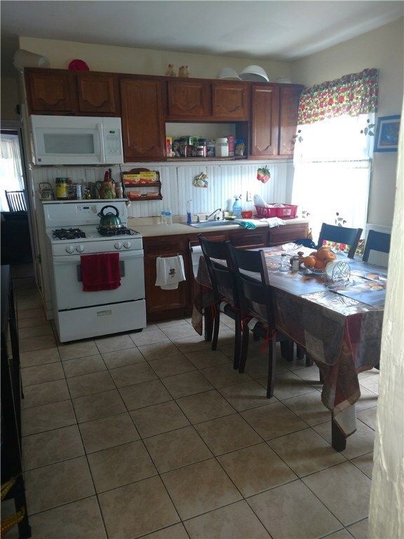 128 Cleveland St, Providence, RI 02909 - photo 3