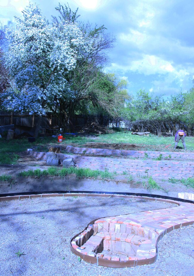 1859 Burns St, Klamath Falls, OR 97603 - photo 5