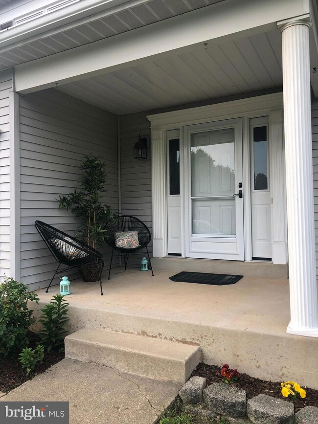 6358 Hanover Crossing Way, Hanover, MD 21076 - photo 4