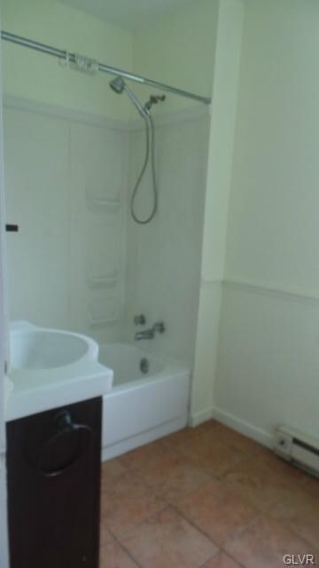 5562 Main St unit 5, Whitehall, PA 18052 - photo 6