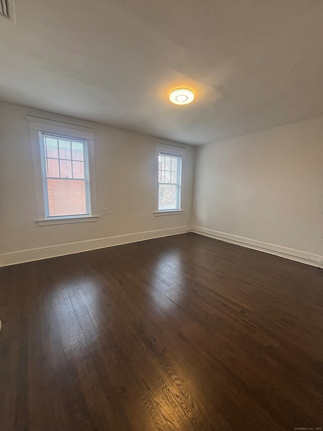 155 Elm St unit 6, West Haven, CT 06516 - photo 5