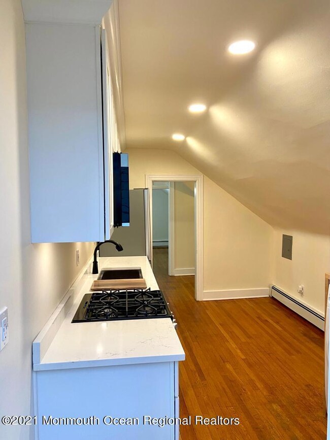 kitchen facing hall