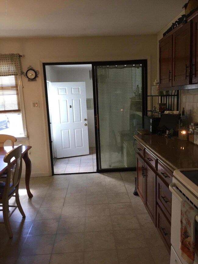 49 Piazza Tasso unit 1000, Freehold, NJ 07728 - photo 5