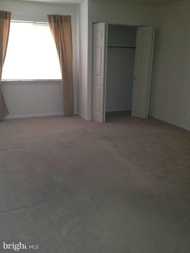 11839 Shire Ct unit 2, Reston, VA 20191 - photo 7