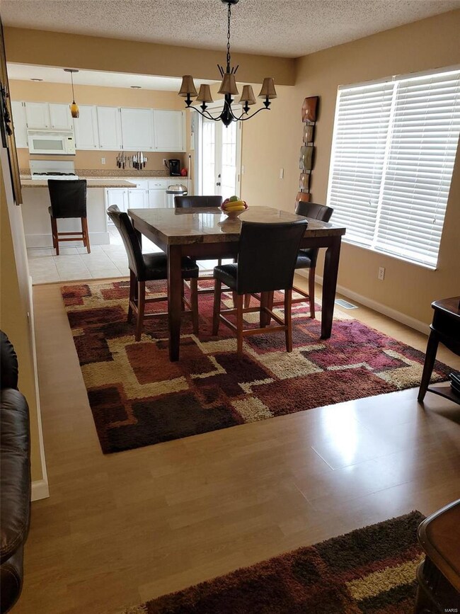 1219 Jacquelyn Ct, Maryville, IL 62062 - photo 7