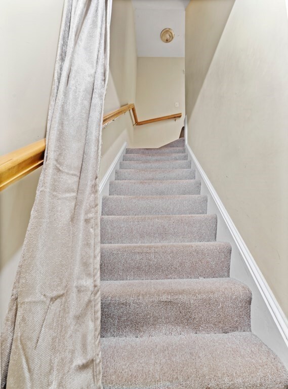 34 C St unit 34, Whitinsville, MA 01588 - photo 6