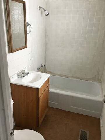 18951 John Ave, Country Club Hills, IL 60478 - photo 5